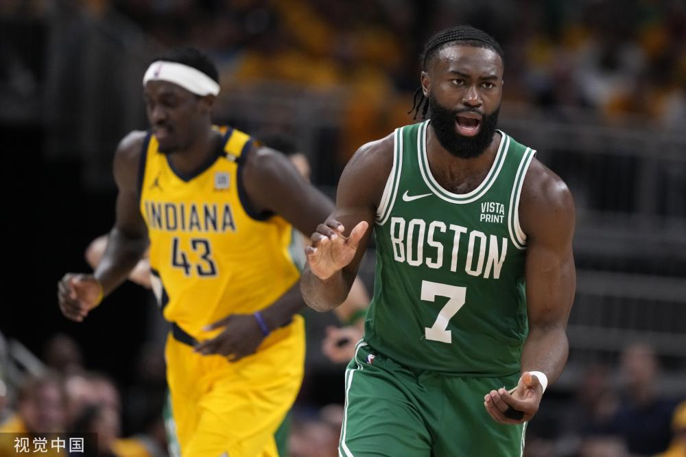 而在会议中 而在会议中