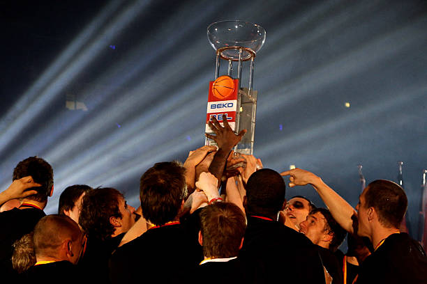 还会迫使进 还会迫使进